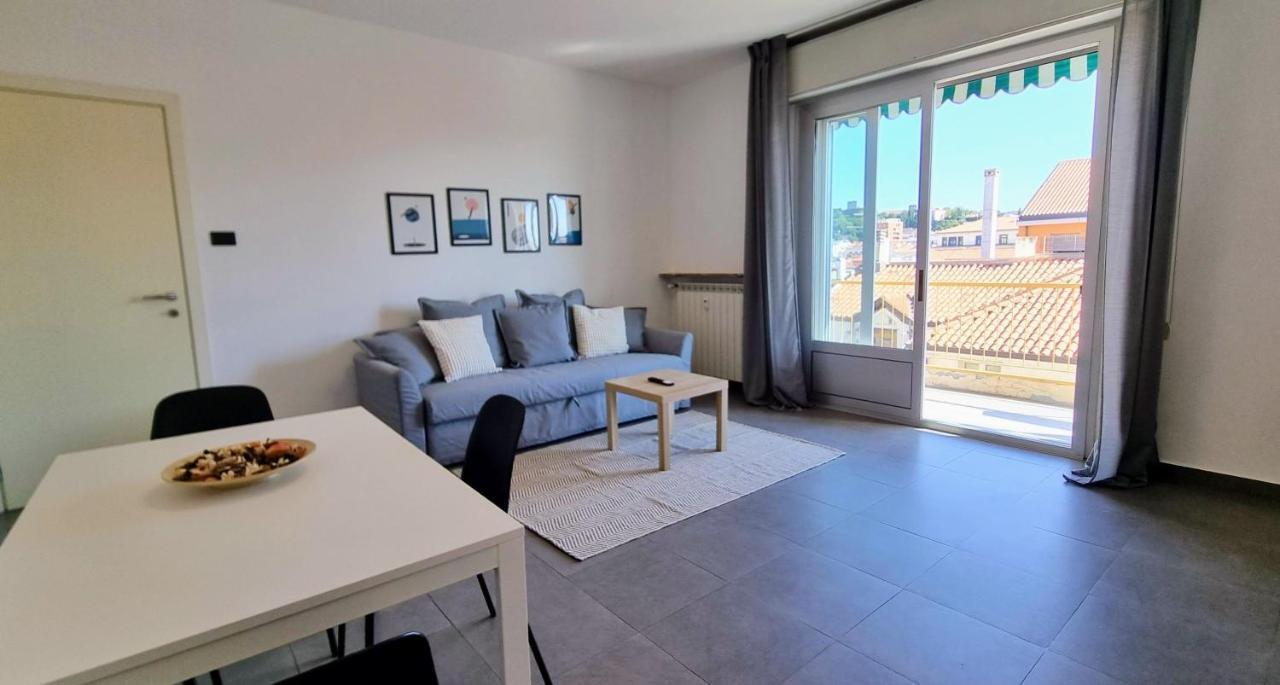 Milano Apartment Трієст Екстер'єр фото