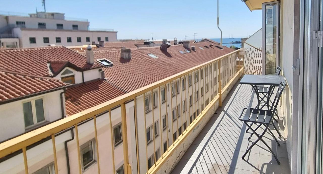 Milano Apartment Трієст Екстер'єр фото