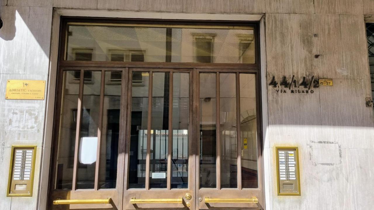 Milano Apartment Трієст Екстер'єр фото