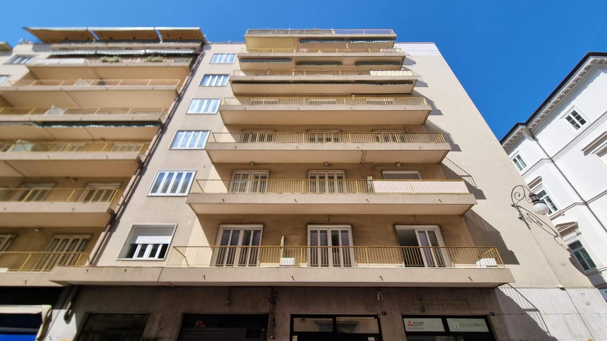 Milano Apartment Трієст Екстер'єр фото